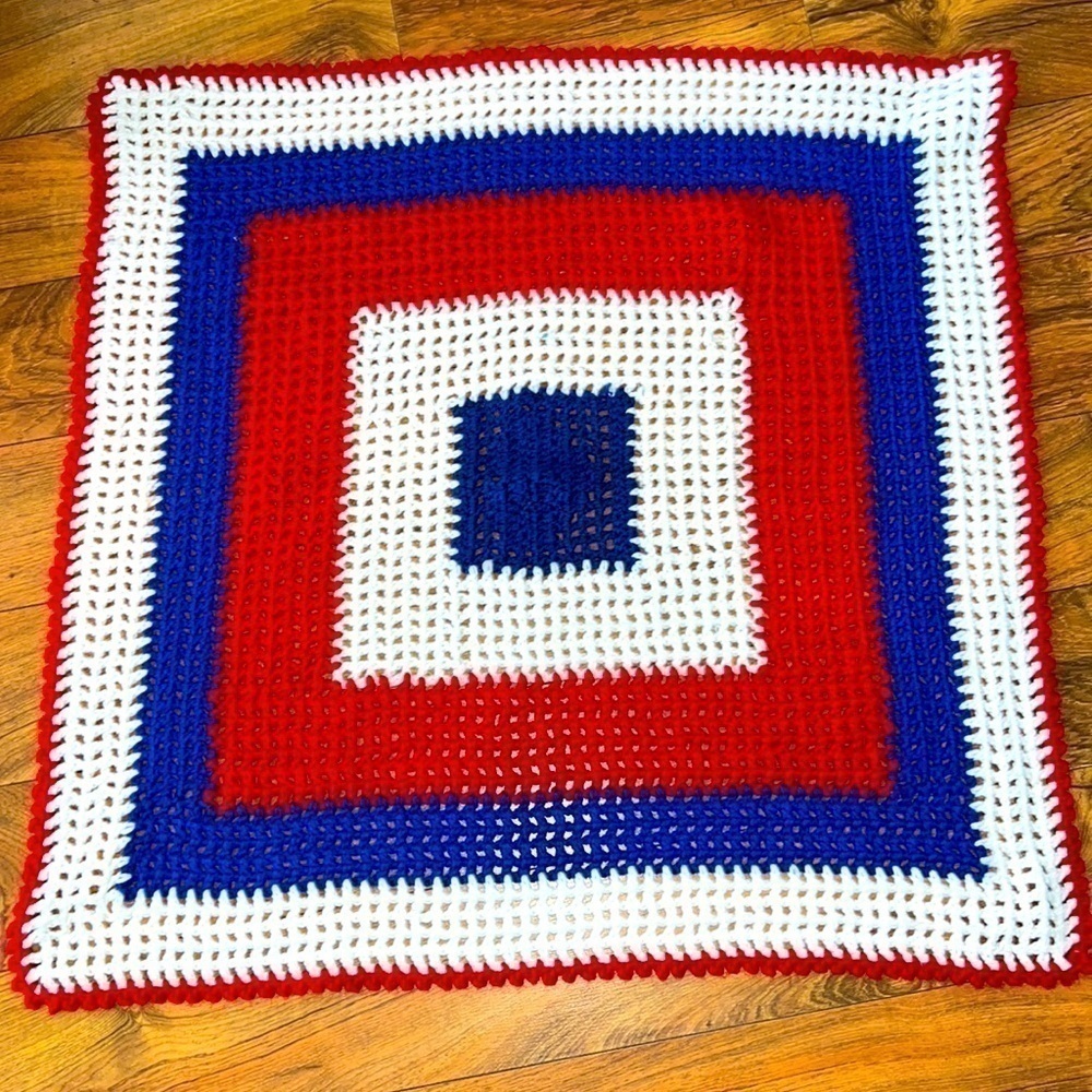 HANDCRAFTED Crocheted Lap Blanket 32x32
